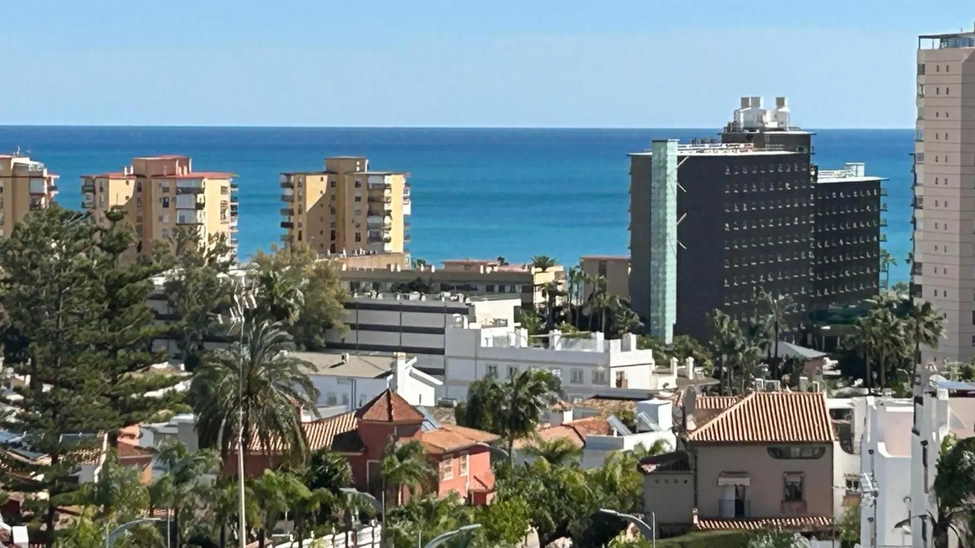Oasis En Playamar Con Piscina Apartment Torremolinos